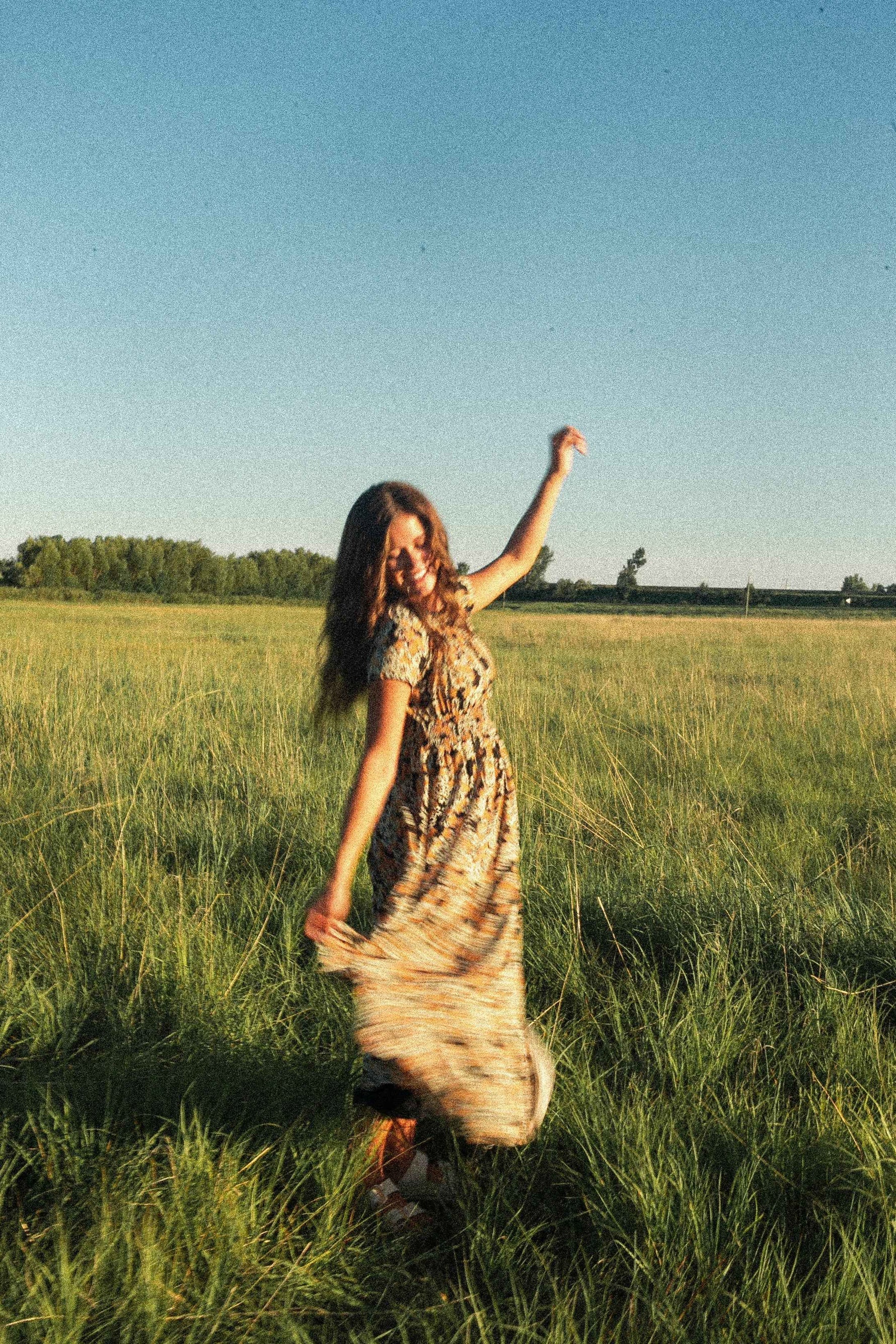 Fiona Floral Maxi Dress - Glamourous Grace