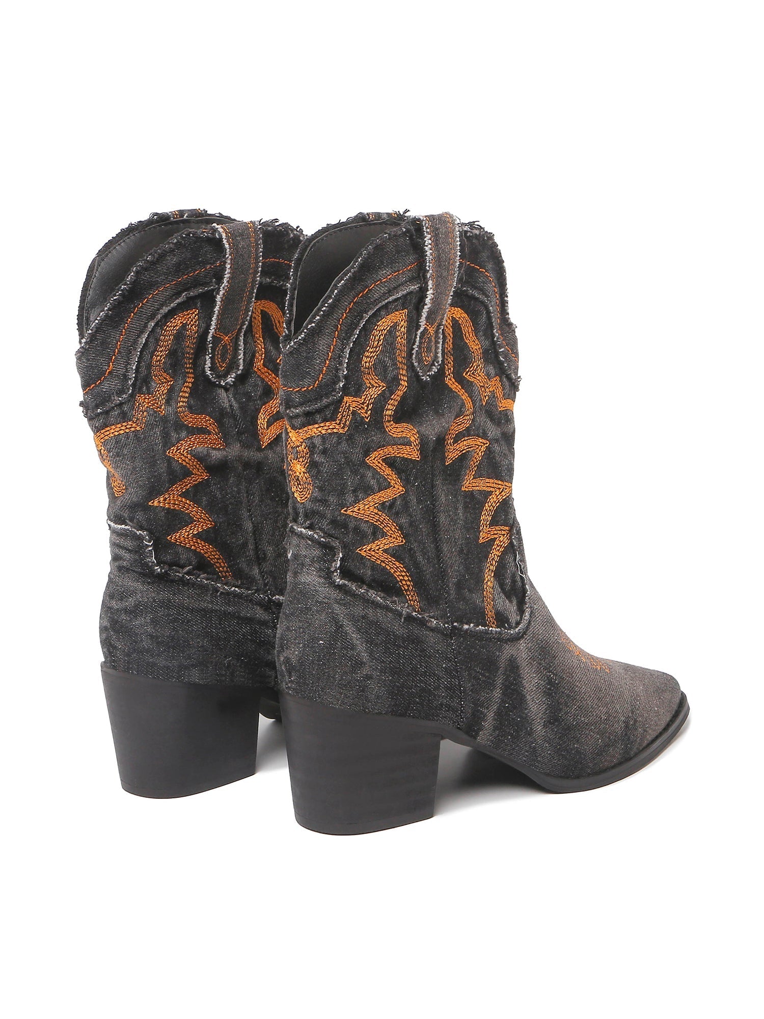 Giddyup | Black J.Adams