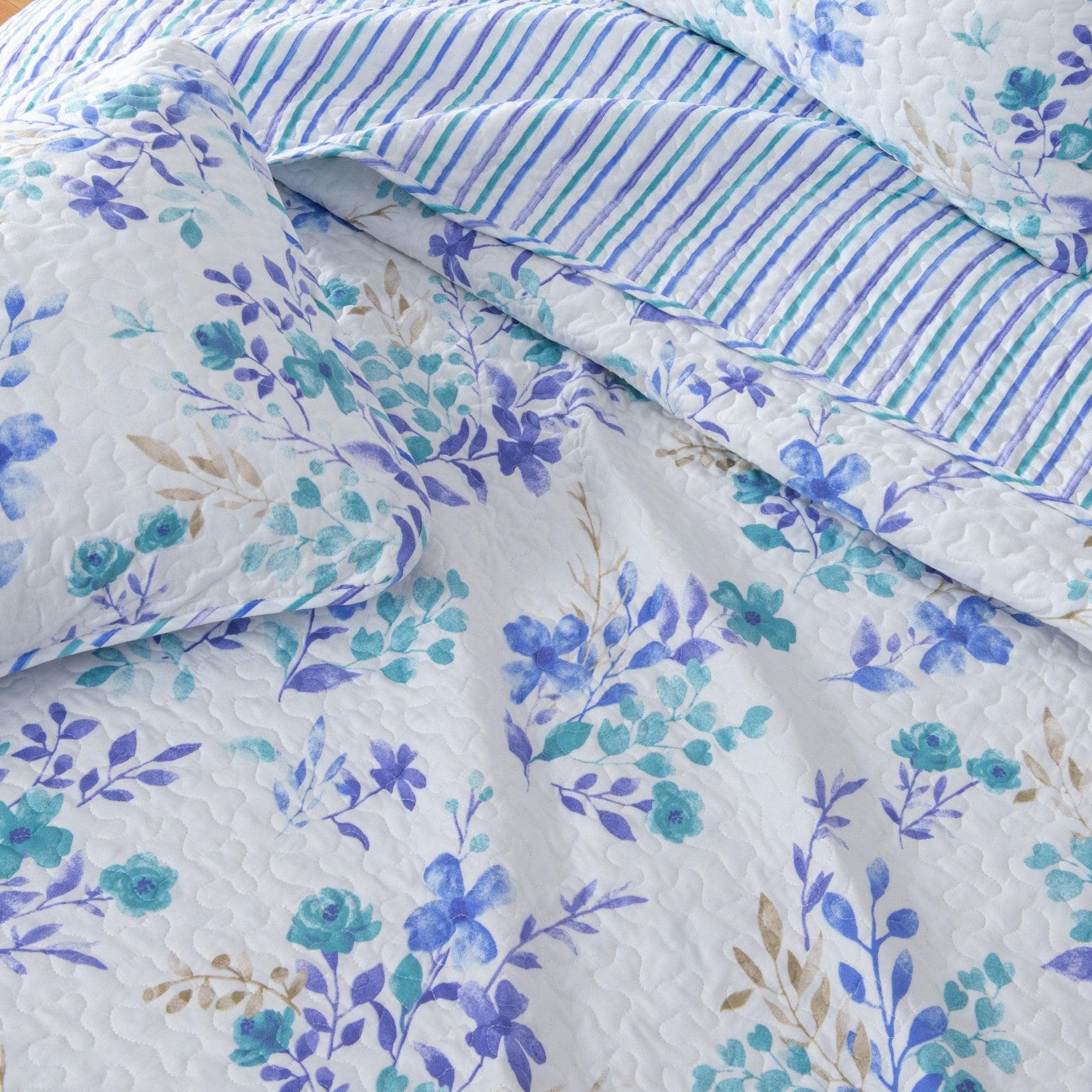 3-Piece Floral Quilt Set - April Morning - By Baano