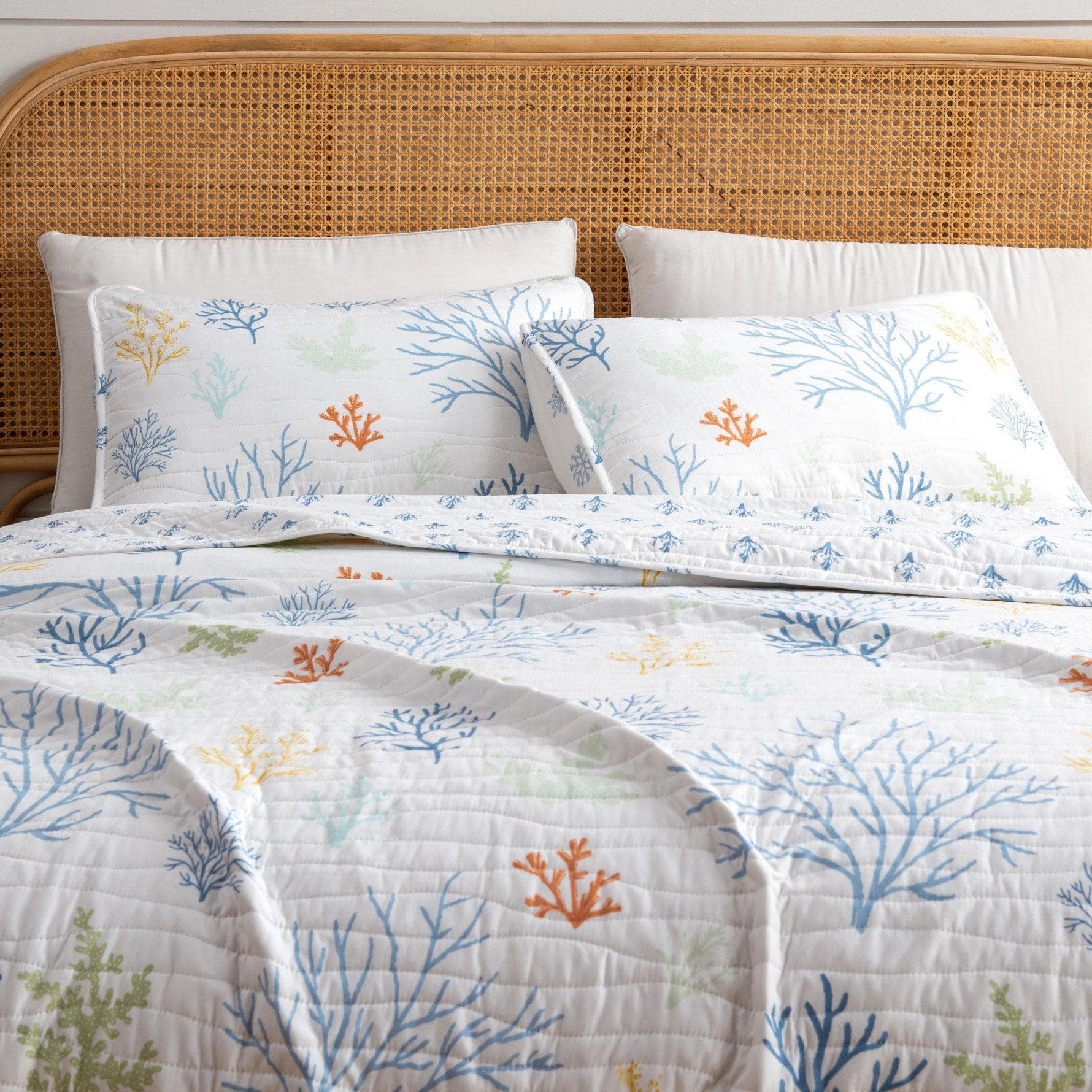 3-Piece Coastal Quilt - Maldives Collection Great Bay Home