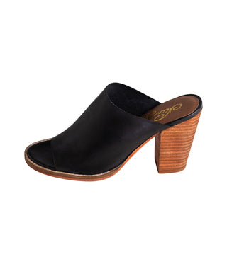 Hallie Heeled Sandal in Black Naughty Monkey
