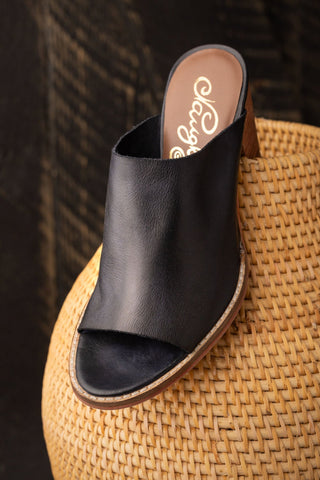 Hallie Heeled Sandal in Black Naughty Monkey
