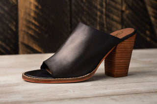 Hallie Heeled Sandal in Black Naughty Monkey