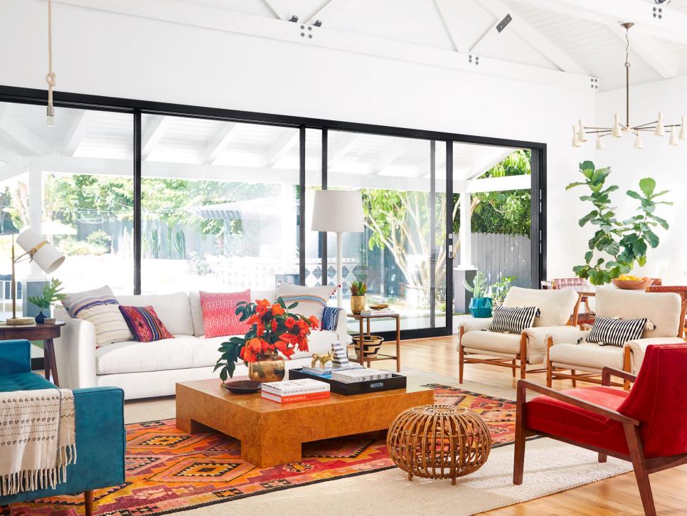 Antigua Pillow - Black and Natural Ivory