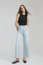 Moon Curve Raw Hem Crop Jeans HJ129 Hey Joanie