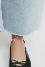 Moon Curve Raw Hem Crop Jeans HJ129 Hey Joanie