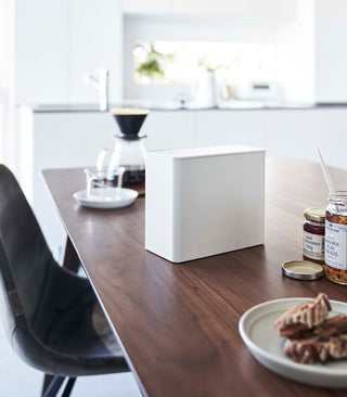 Vacuum-Sealing Coffee Storage - By Baano