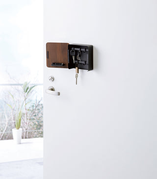 Magnetic Key Cabinet - Steel + Wood - By Baano