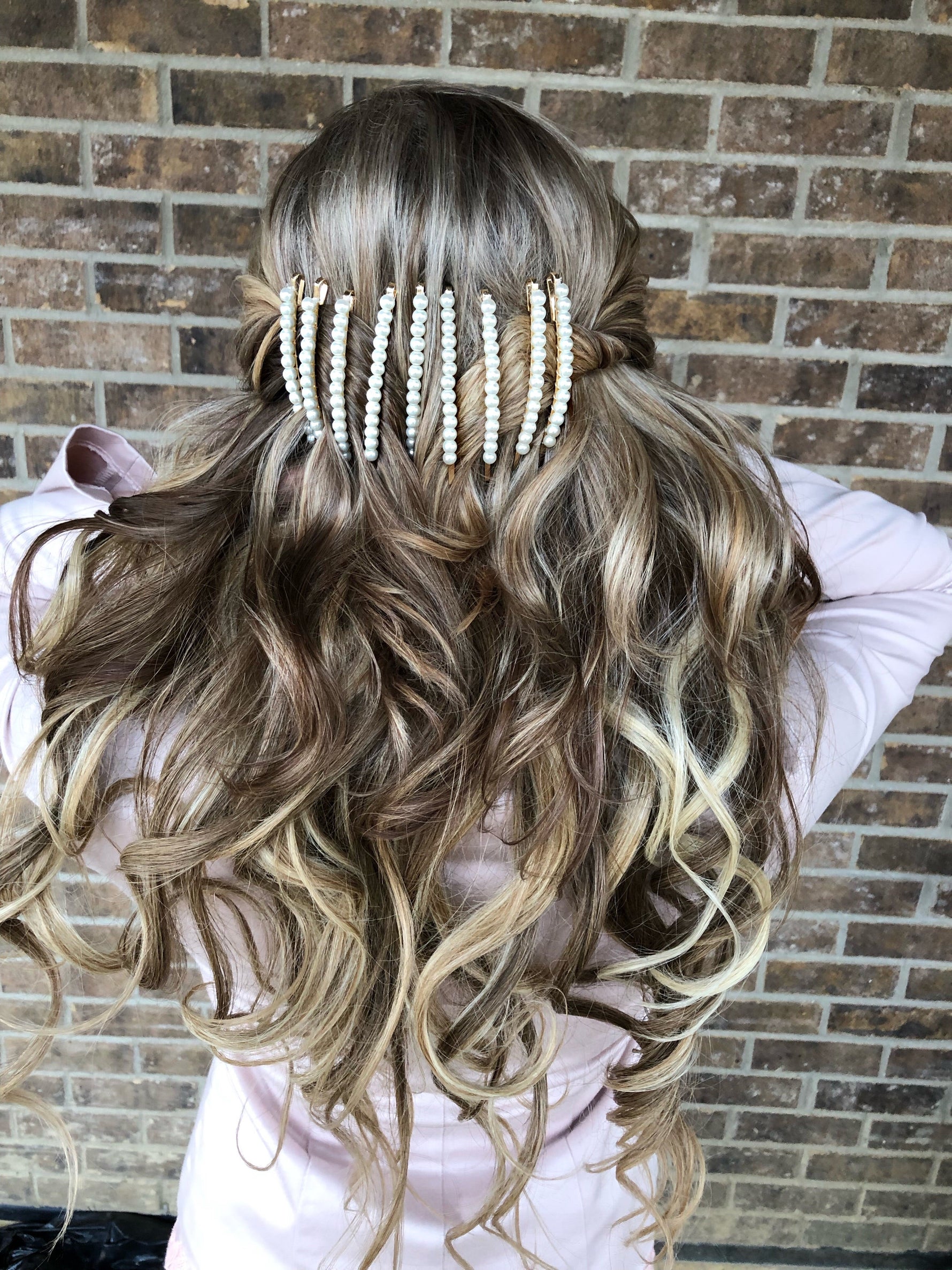 Grace Kelly - Pearl Bobby Pins (2pc)