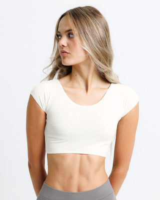 Demi Tee