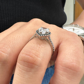2.0ct Pear Cut Moissanite Black Halo Engagement Ring Ring Deluxe Fine Jewelry