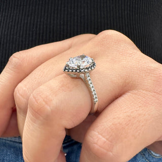 2.0ct Pear Cut Moissanite Black Halo Engagement Ring Ring Deluxe Fine Jewelry
