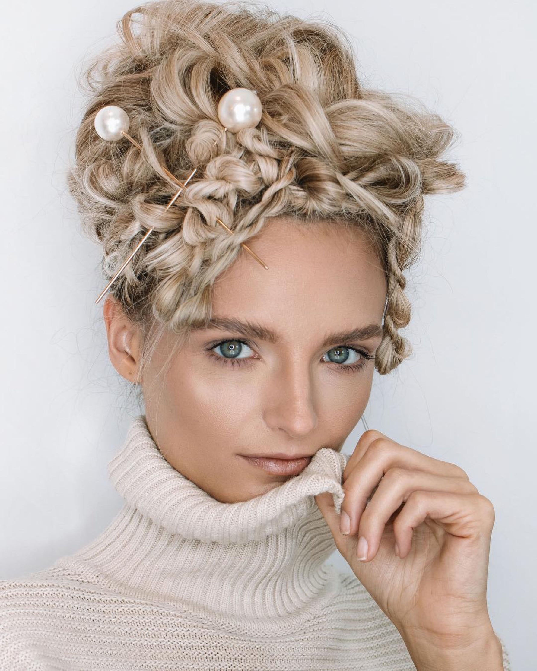 Queen Jetsun - Pearl Chopsticks (2pc)