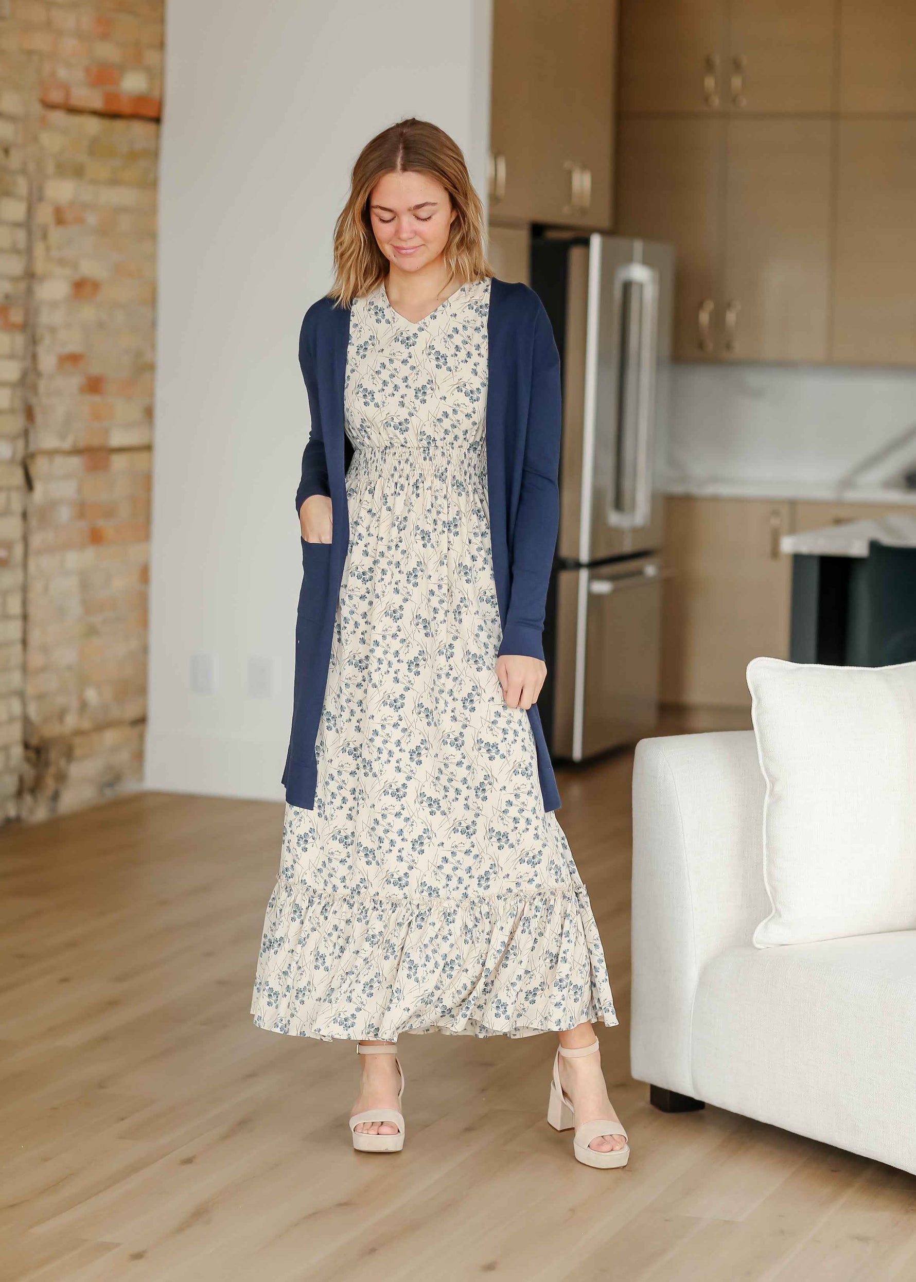 Isabella V-Neck Floral Maxi Dress - Glamourous Grace