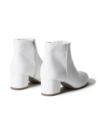 Jody | White