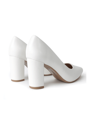 Jolie | White