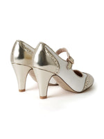 Kym | Gold/White J.Adams