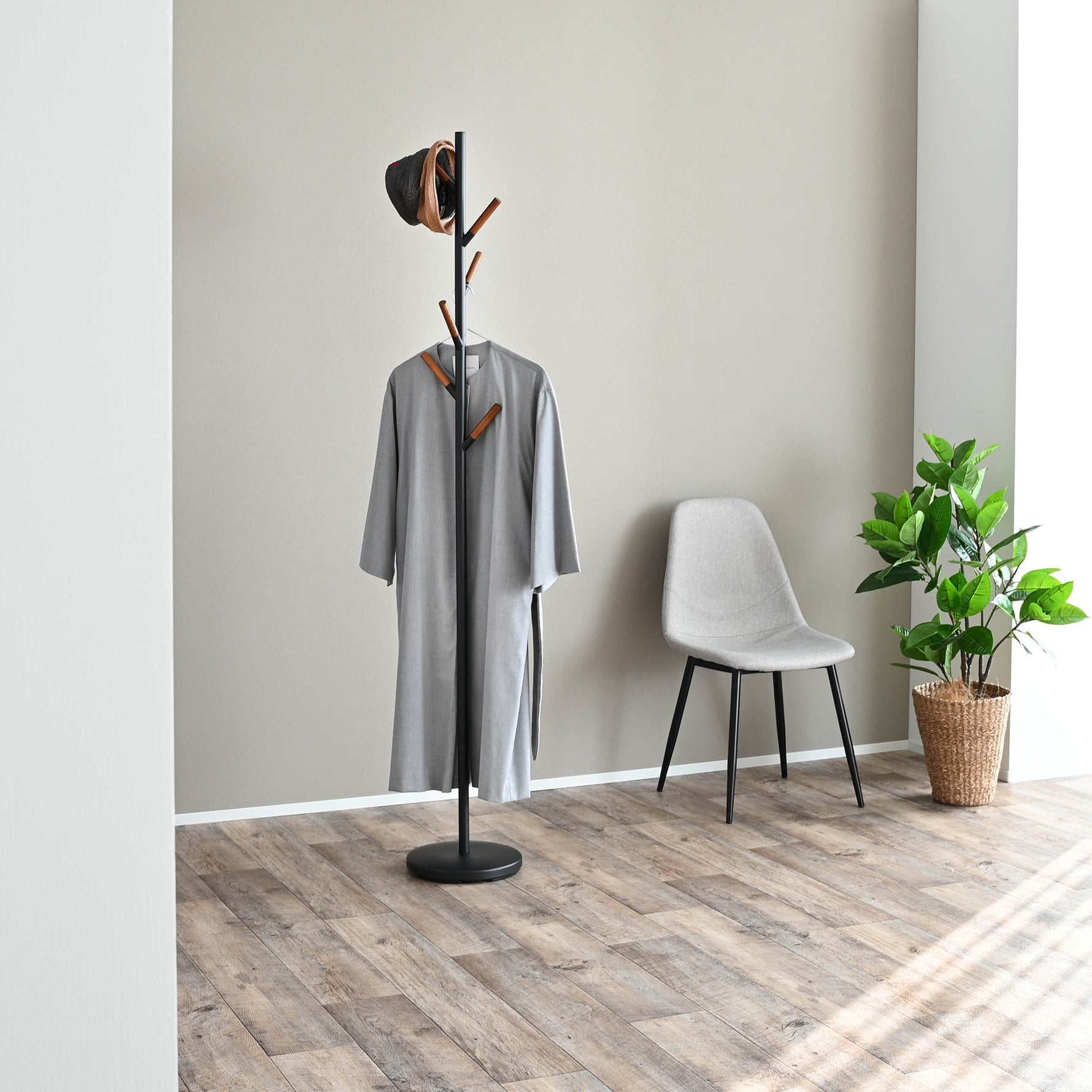 Coat Rack (70