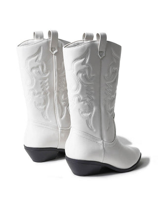 Lasso | White