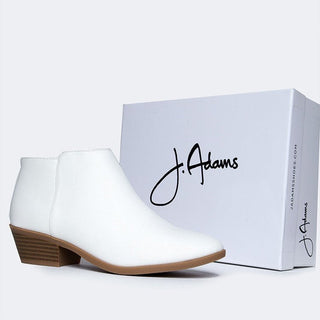 Lexy | White