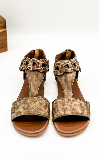 Loop D Loop Sandals in Tan Naughty Monkey