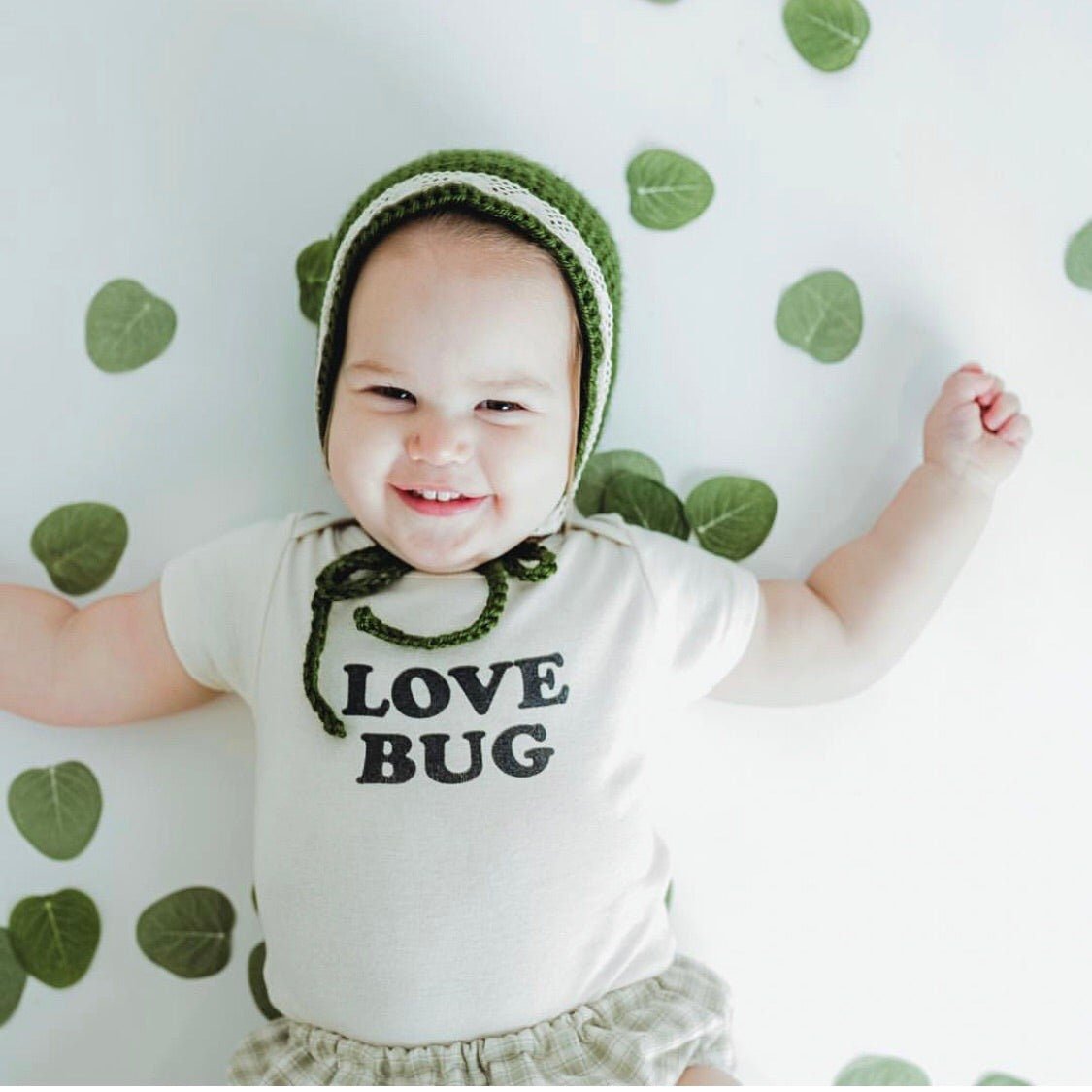 Love Bug Organic Baby Bodysuit Tenth & Pine