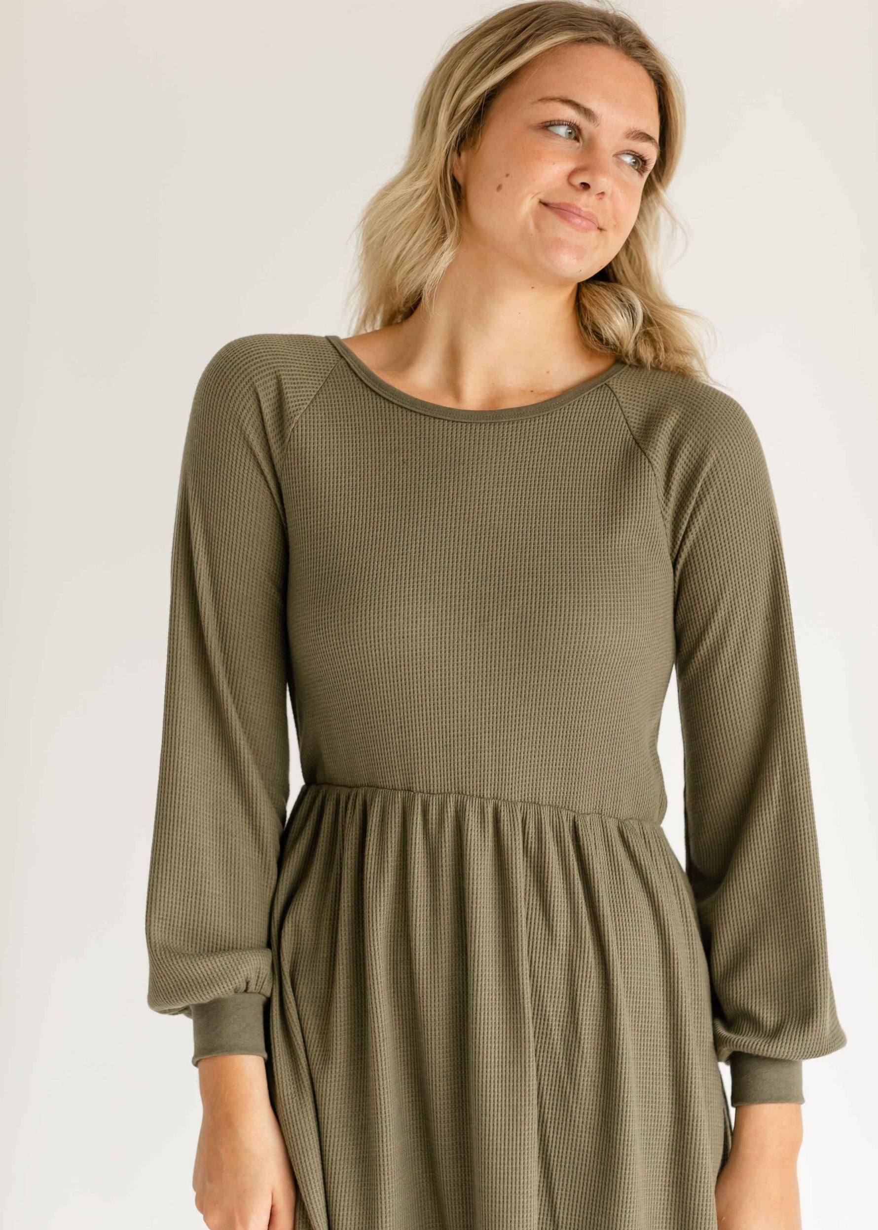 Luna Tiered Midi Dress - Glamourous Grace