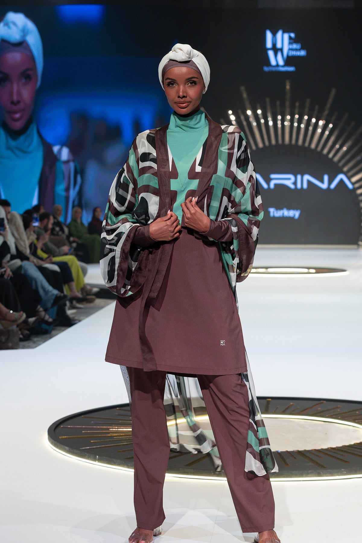 Elegant Black Burkini – Full Coverage Islamic Swimwear Set M2519 - By Baano