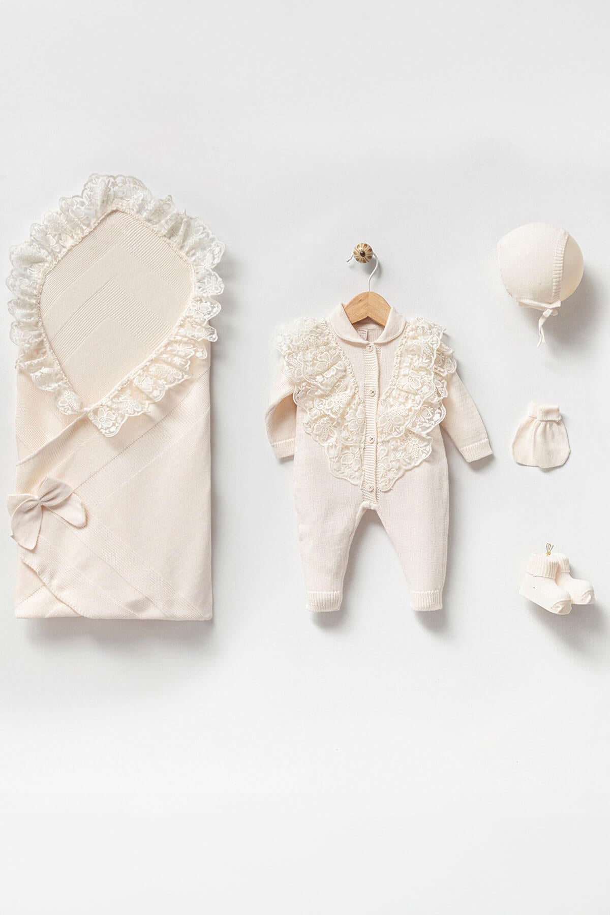 Eva Cream Newborn Knitwear Coming Home Set (5 pcs) - By Baano