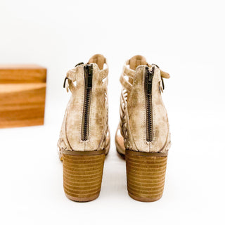 Ofanto Heeled Sandal in Gold Naughty Monkey