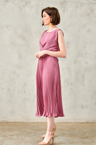 Glamourous Grace