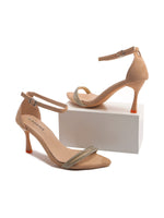 Riley | Nude J.Adams