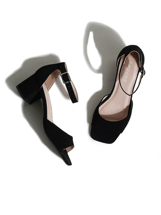 Ruth | Black