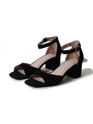 Ruth | Black