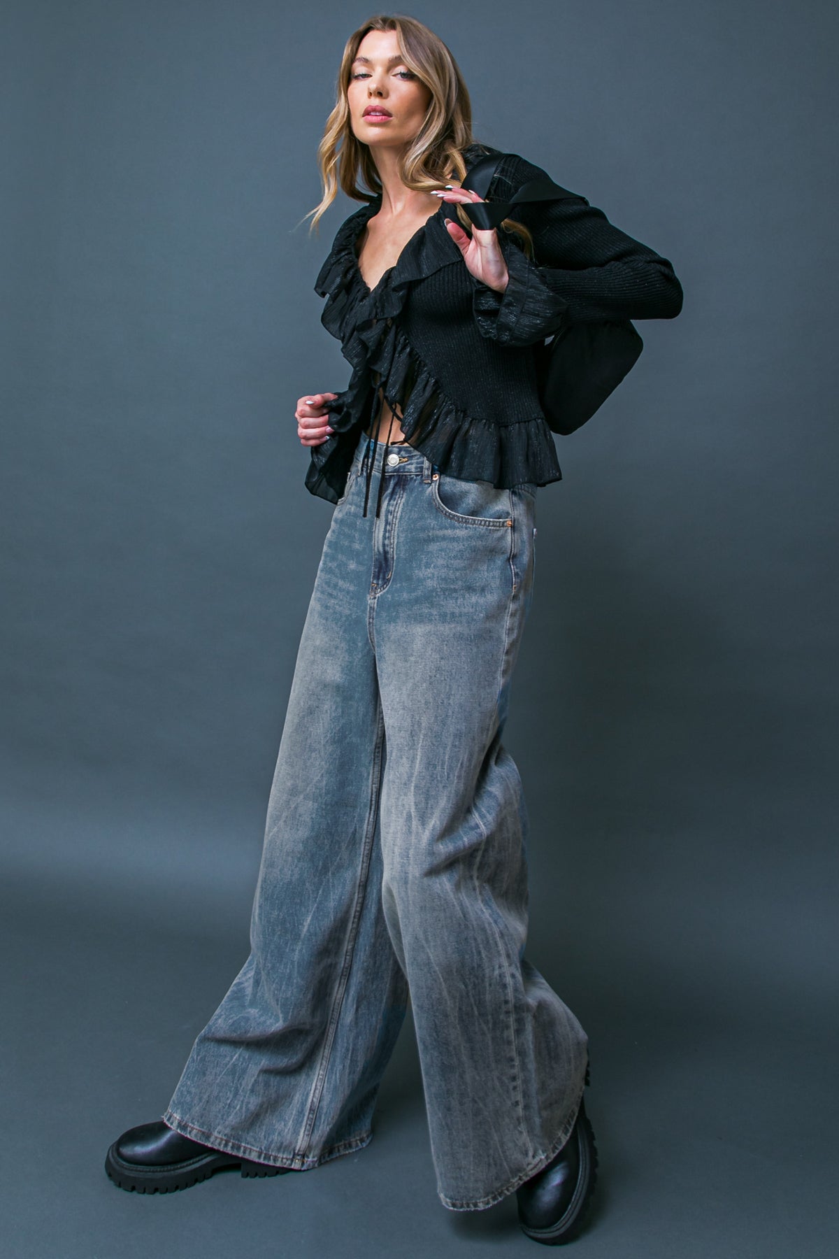 DARING TREND WASHED DENIM PANTS - By Baano