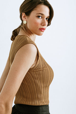 SET THE PACE KNIT TOP - By Baano