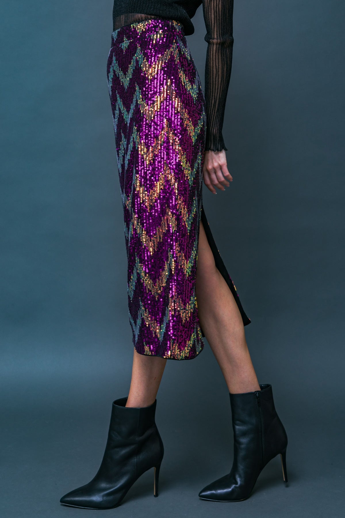 BE HAPPY FRIEND SEQUIN MIDI SKIRT - By Baano