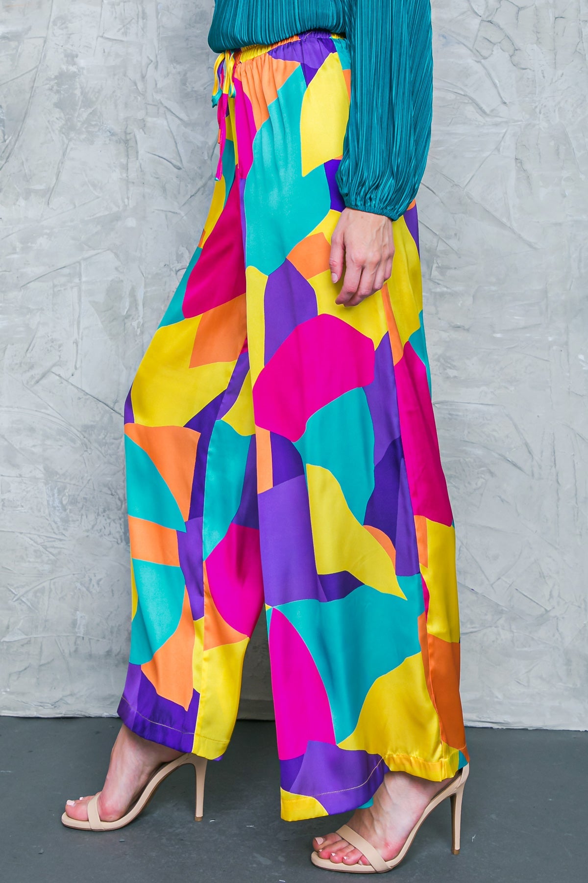 FOLLOW THE FLOW WOVEN PANTS - By Baano