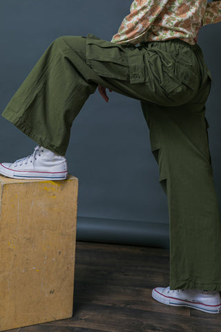 INCREDIBLE MOMENTS WOVEN CARGO PANTS - By Baano