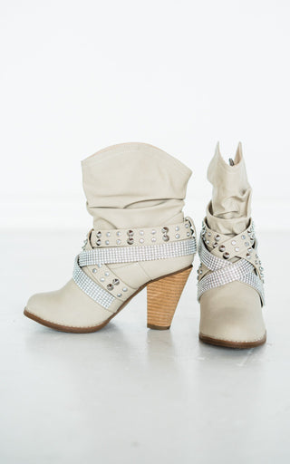 Short Change Booties in Cream - By Baano