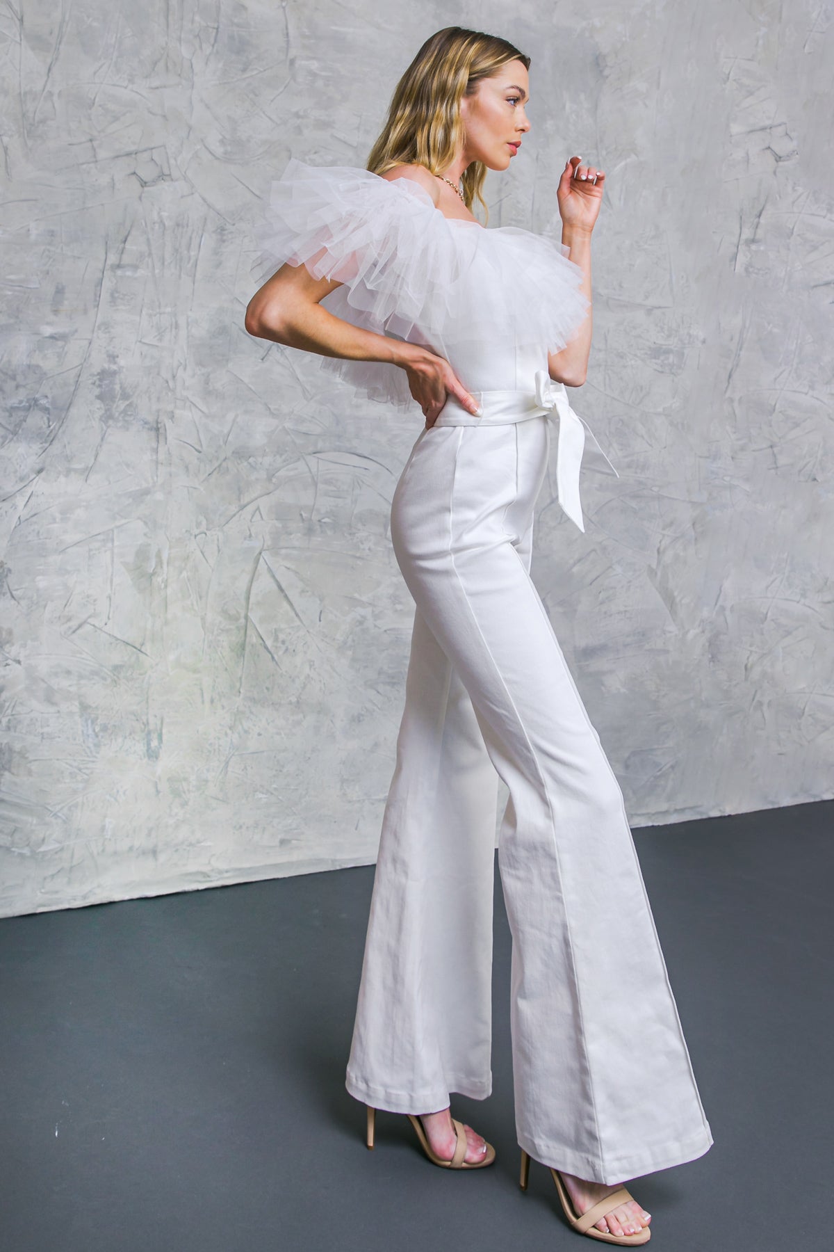A POWER MOOD WHITE DENIM JUMPSUIT - By Baano