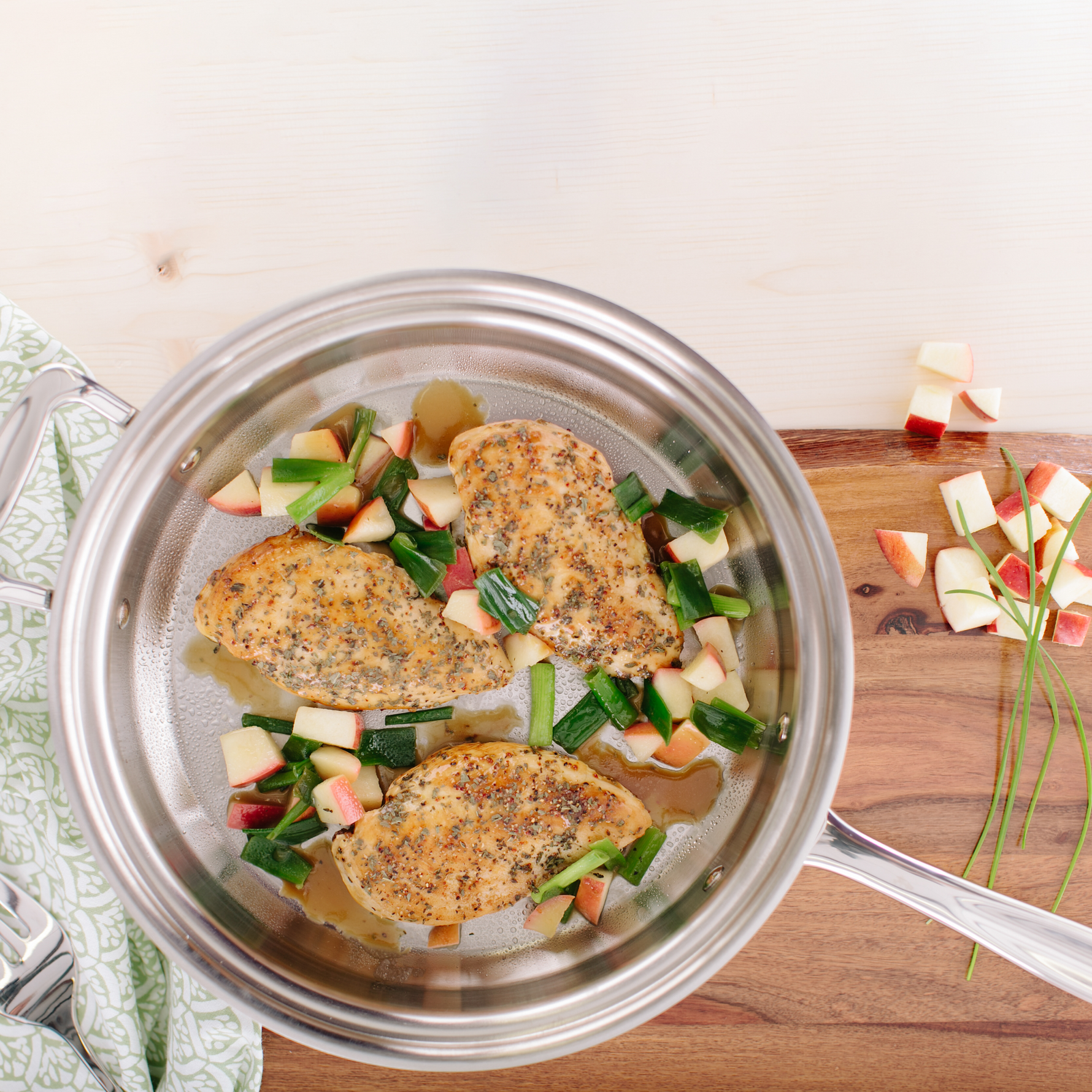 3.5 Quart Sauté Pan with Cover - By Baano