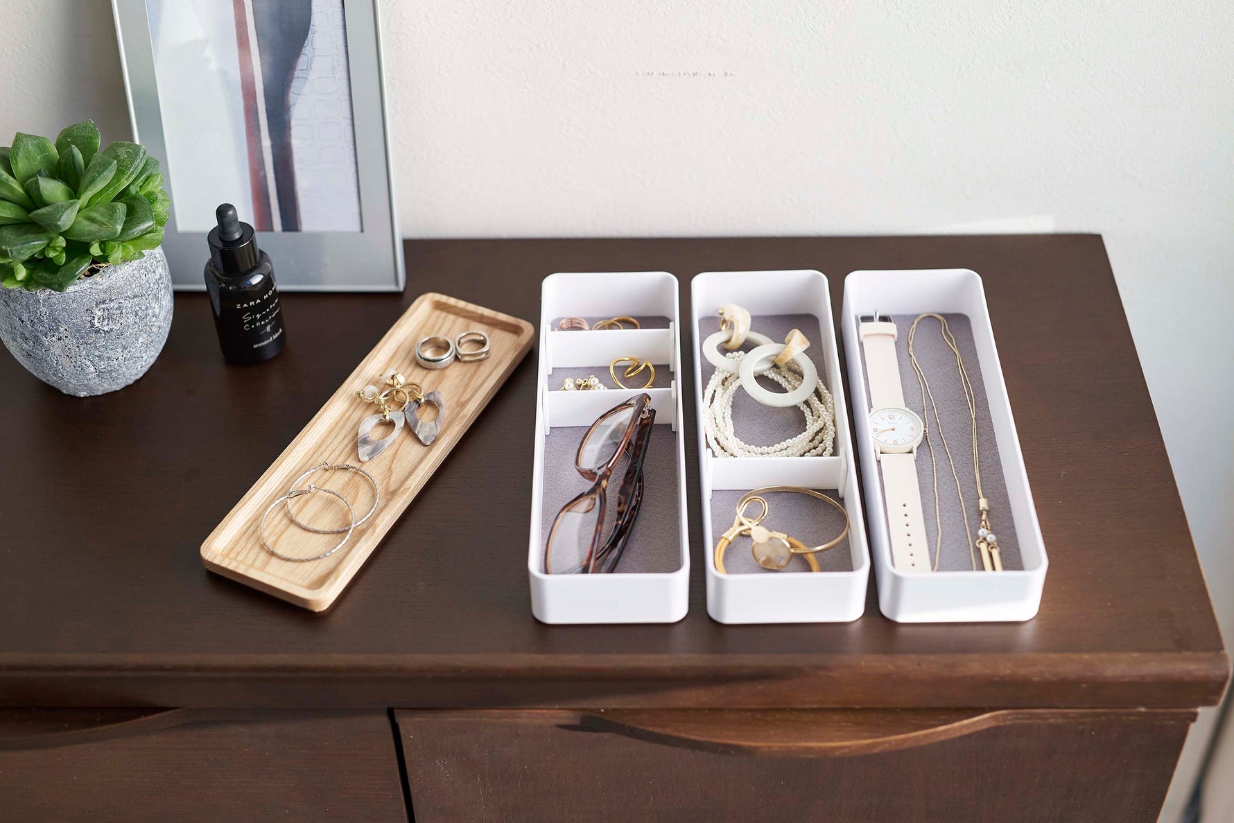 Stacking Accessories Case - By Baano