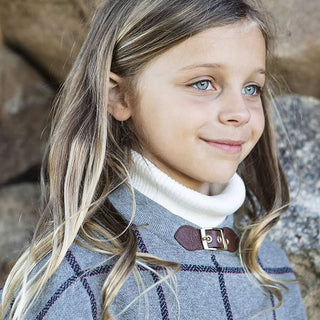 Sweater Cape - Glamourous Grace