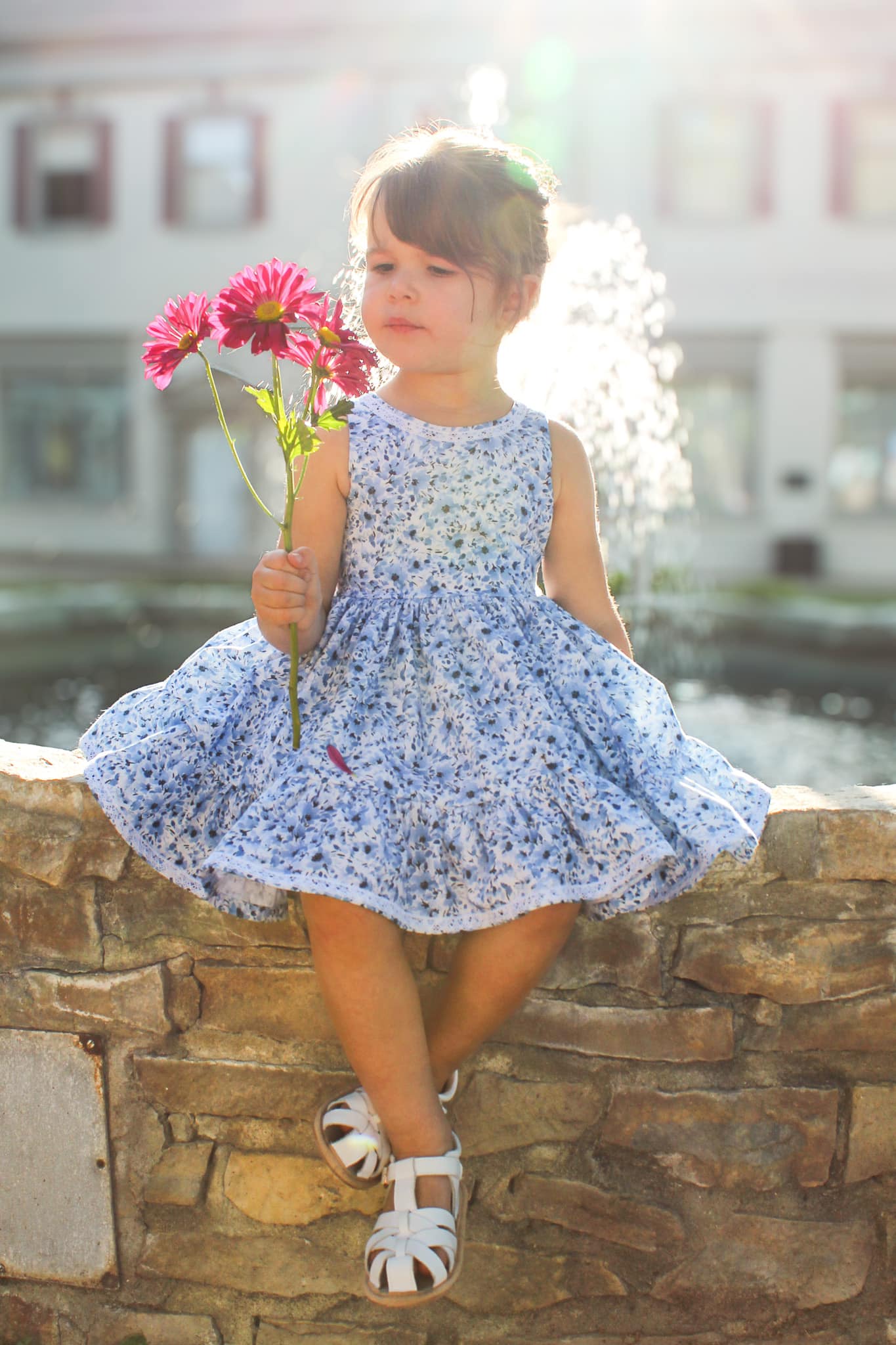 The Closed Toe Sandal - Glamourous Grace