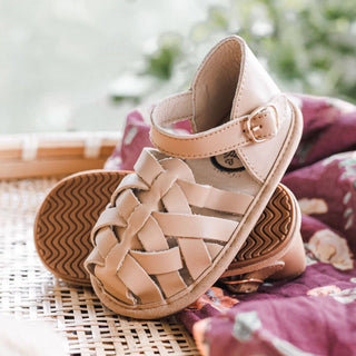The Ella Sandal - Glamourous Grace