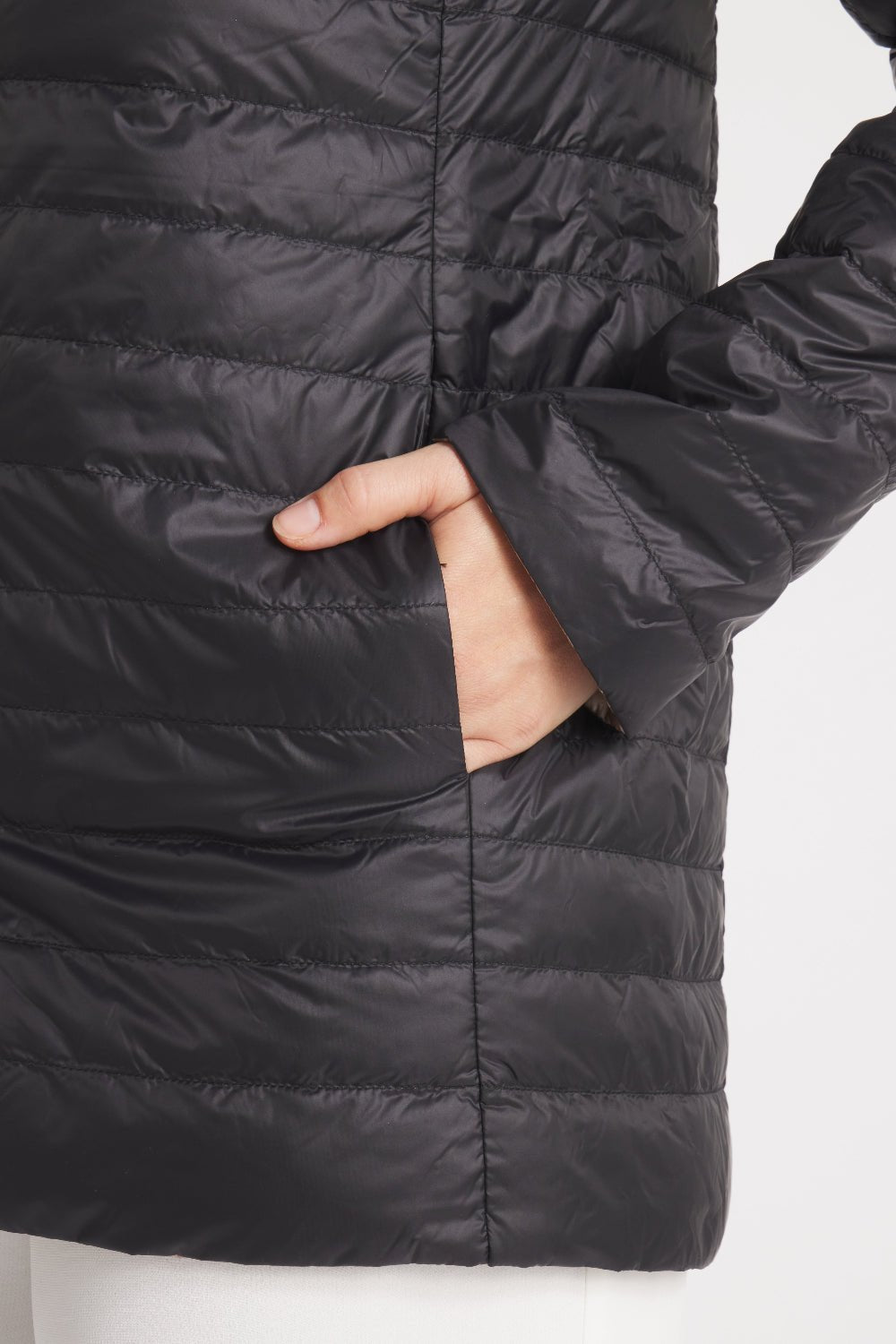 The Knightsbridge | Lightweight 2 in 1 Reversible Down Coat | Matte Black / Metallic Gold