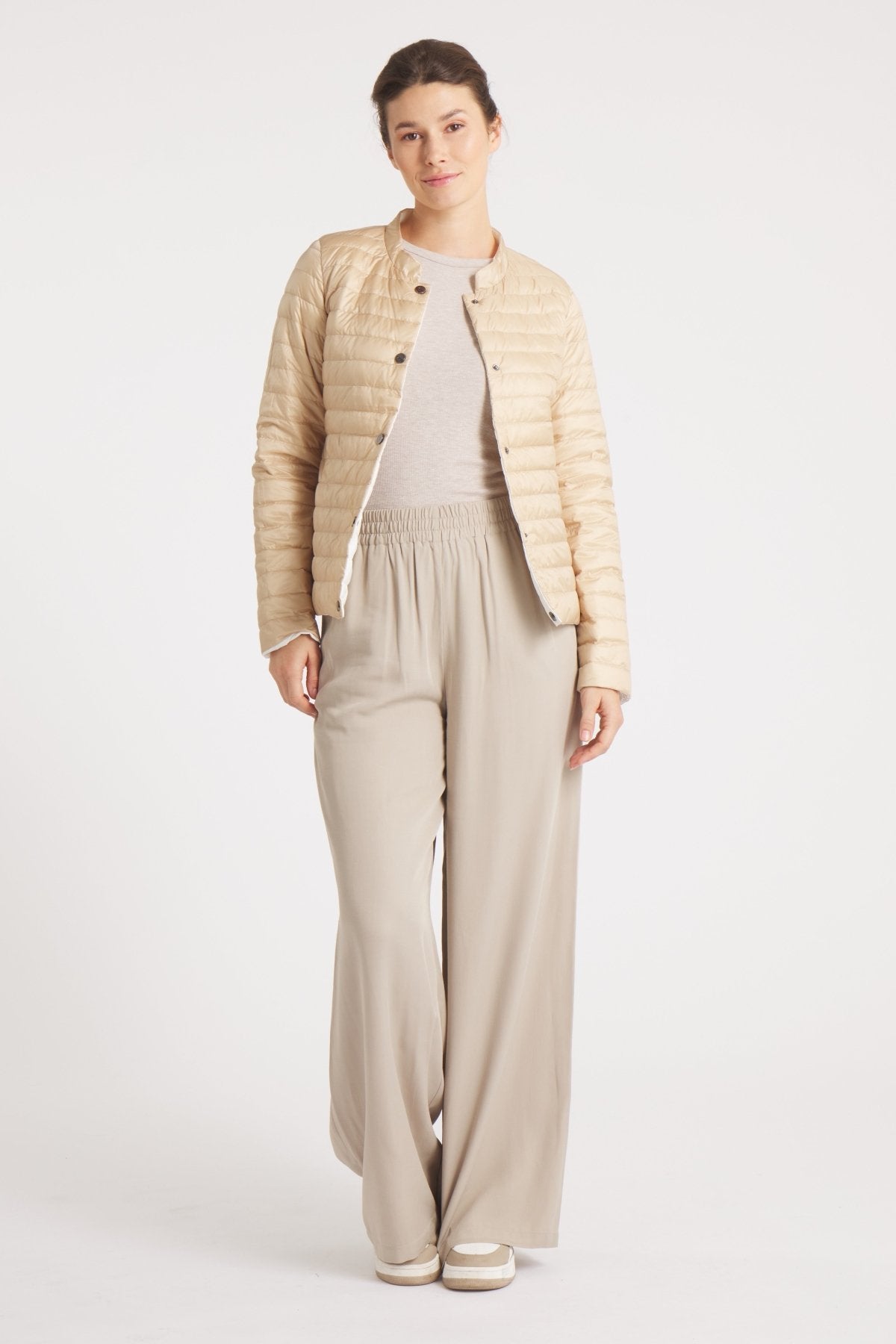 The Leicester in Matte | 2 in 1 Reversible Down Jacket | Camel / Ivory