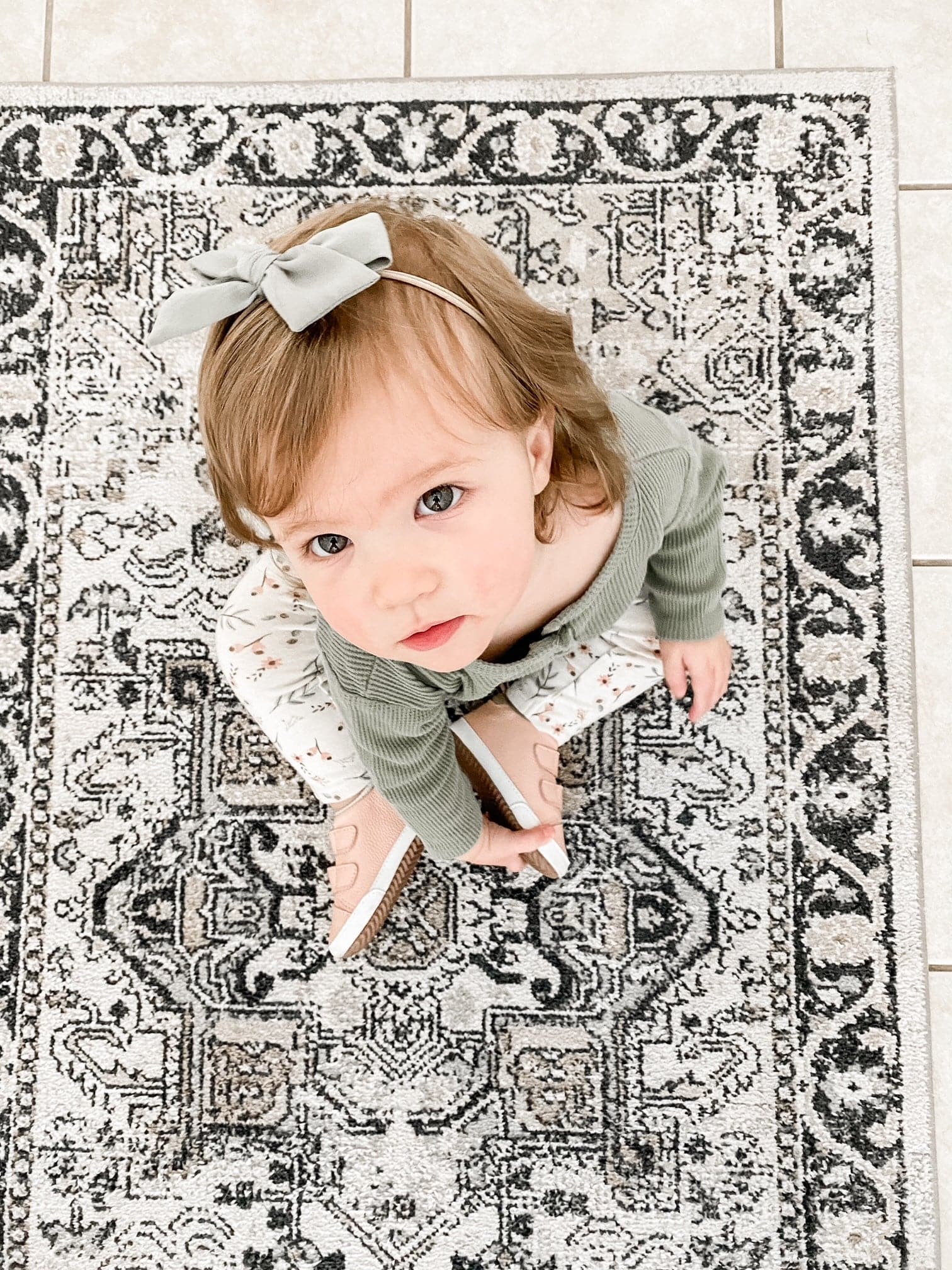 The Low Top - Glamourous Grace