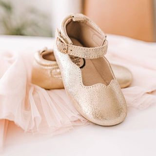 The Olivia - Glamourous Grace